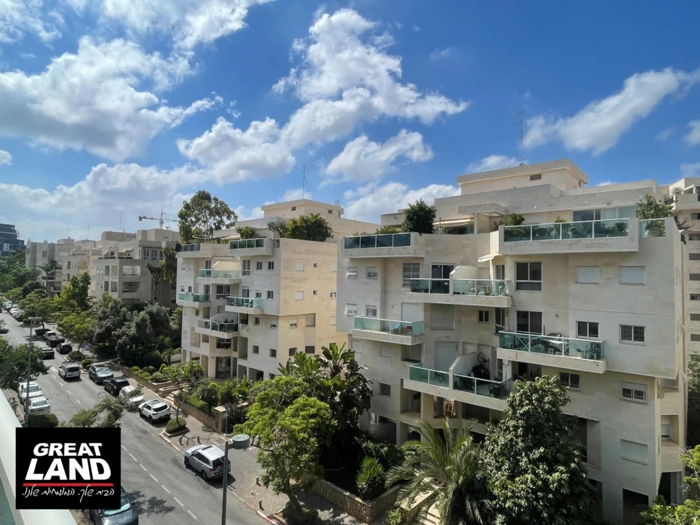 תמונה ראשית של הנכס: דירה 4 חדרים בתל ברוך צפון