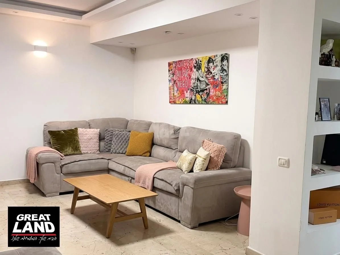 דירת גן 3 חדרים בתל ברוך צפון – תמונה 3 מתוך 5