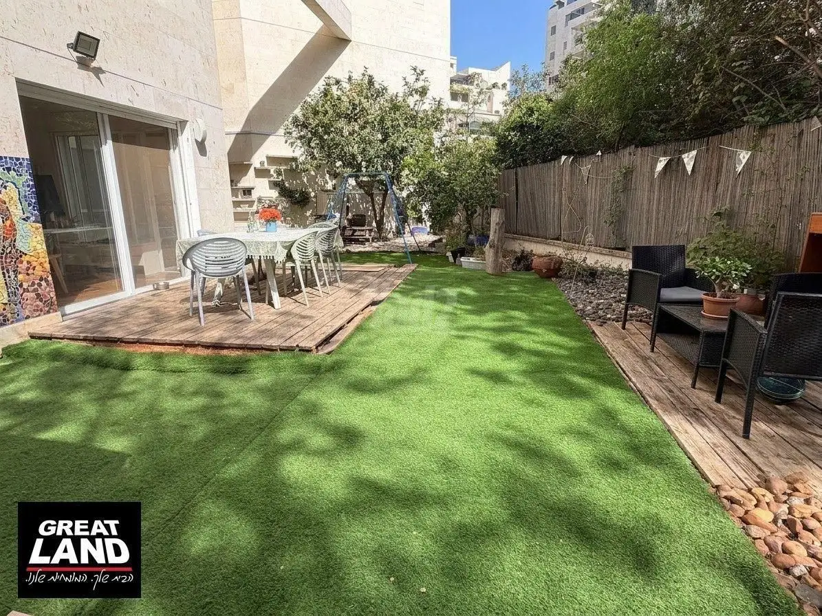 דירת גן 6 חדרים בתל ברוך צפון – תמונה 2 מתוך 5